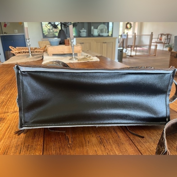 Elegant Brown Patterned Women's Bag - Picture 5 of 14